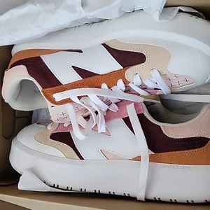 New Balance CT 302MA womans size 9